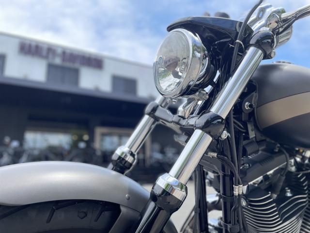 XL1200C